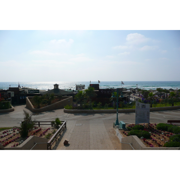 Picture Israel Rishon Le Zion Beach 2007-06 35 - Tours Rishon Le Zion Beach