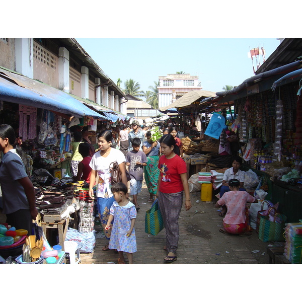 Picture Myanmar Dawei (TAVOY) 2005-01 128 - Around Dawei (TAVOY)