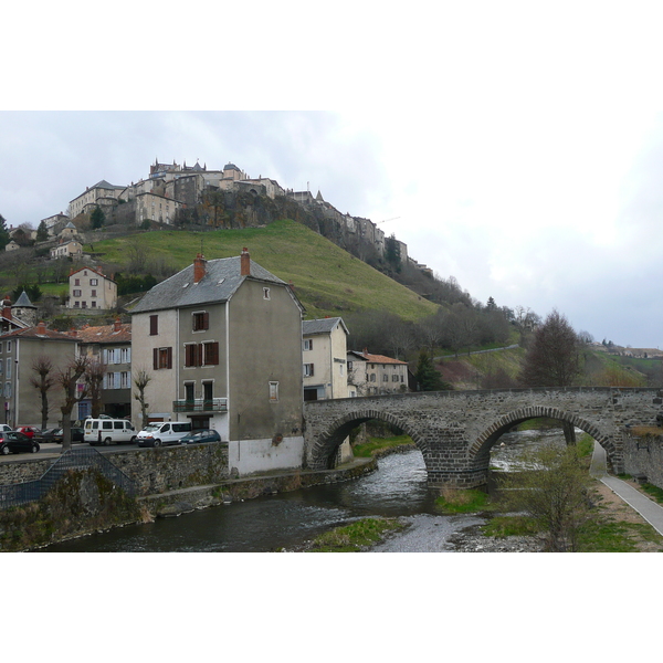 Picture France Saint Flour 2008-04 14 - Tour Saint Flour