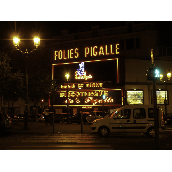 Picture France Paris Pigalle by night 2007-07 10 - Center Pigalle by night