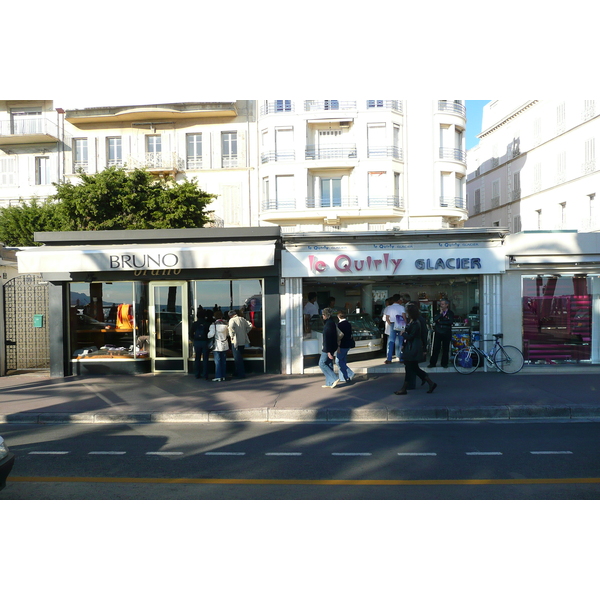 Picture France Cannes Croisette 2007-10 24 - Recreation Croisette