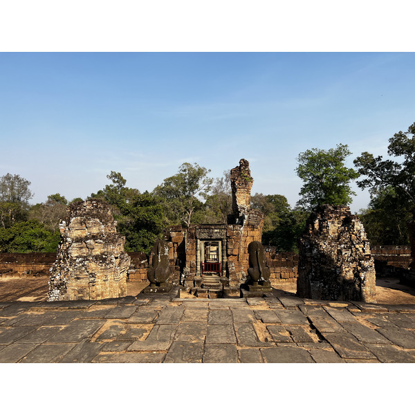 Picture Cambodia Siem Reap Eastern Mebon 2023-01 11 - Recreation Eastern Mebon