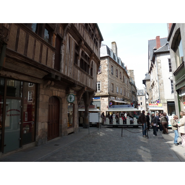 Picture France Dinan 2010-04 24 - Recreation Dinan