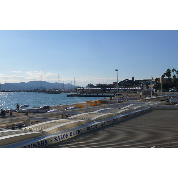 Picture France Cannes Croisette 2007-10 86 - Recreation Croisette