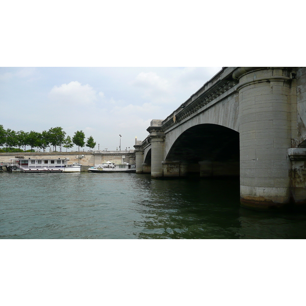 Picture France Paris Seine river 2007-06 179 - History Seine river