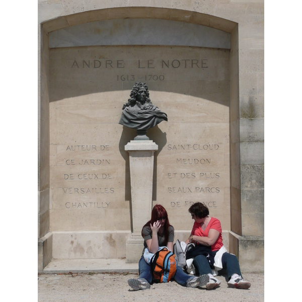 Picture France Paris Garden of Tuileries 2007-05 68 - Tours Garden of Tuileries