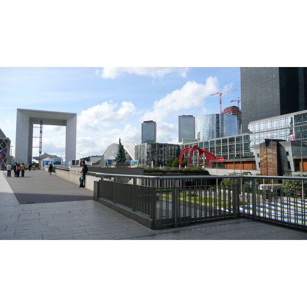 Picture France Paris La Defense 2007-05 70 - Around La Defense