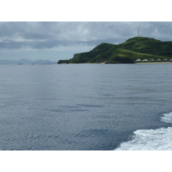 Picture Fiji Amunuca Island to Castaway Island 2010-05 31 - Discovery Amunuca Island to Castaway Island