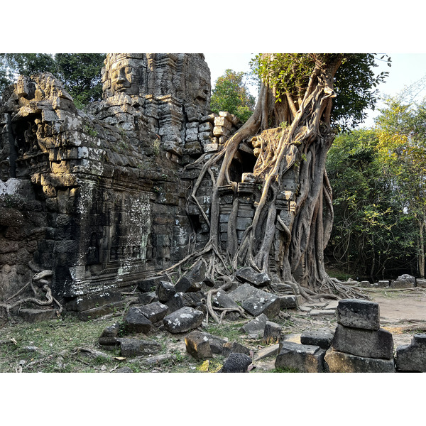 Picture Cambodia Siem Reap Ta Som 2023-01 43 - Recreation Ta Som