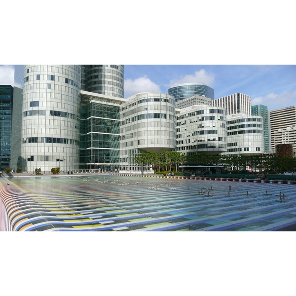 Picture France Paris La Defense 2007-05 125 - Tour La Defense