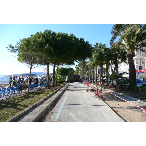 Picture France Cannes Croisette 2007-10 25 - History Croisette