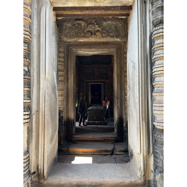 Picture Cambodia Siem Reap ⁨Banteay Samre 2023-01 27 - Tours ⁨Banteay Samre