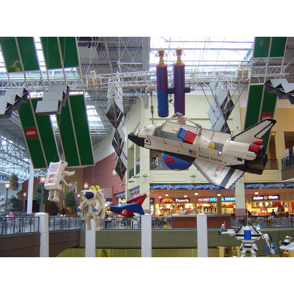 Picture United States Saint Paul Minnesota Mall of America 2006-03 23 - Tours Mall of America