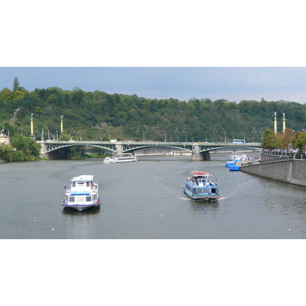 Picture Czech Republic Prague Vltava river 2007-07 30 - Around Vltava river