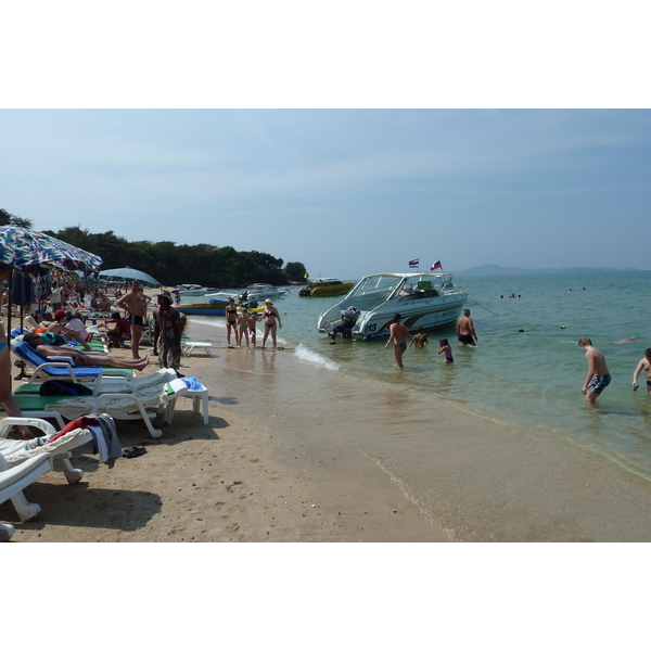 Picture Thailand Pattaya Cosy Beach 2011-01 56 - Recreation Cosy Beach