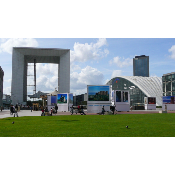 Picture France Paris La Defense 2007-05 72 - Tour La Defense