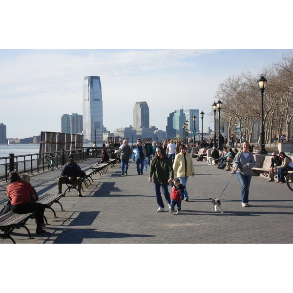 Picture United States New York Battery Park 2006-03 24 - Tour Battery Park