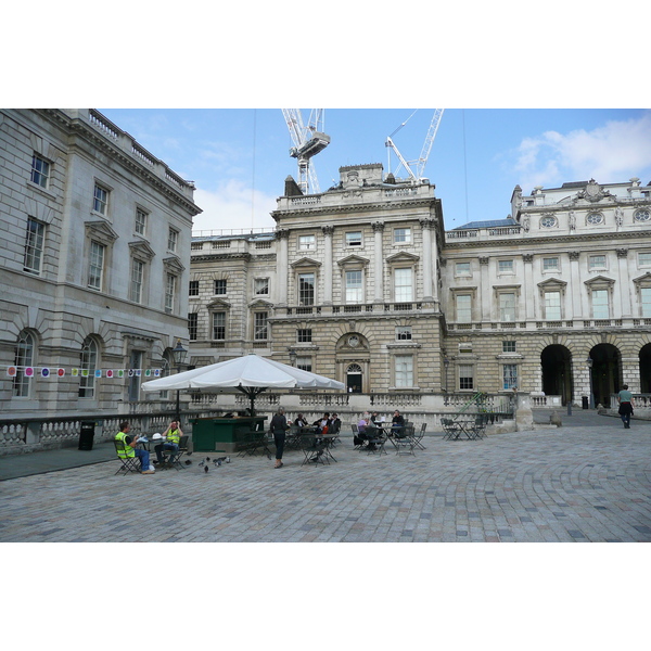 Picture United Kingdom London Somerset House 2007-09 19 - Around Somerset House