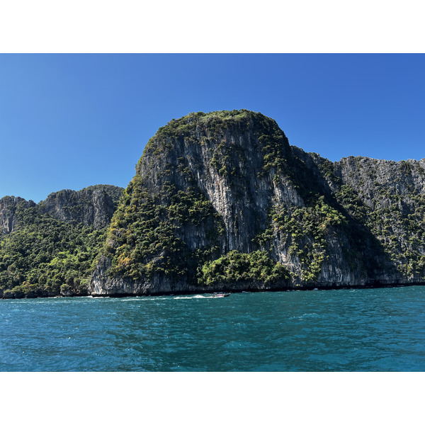 Picture Thailand Phuket to Ko Phi Phi Ferry 2021-12 26 - Tours Phuket to Ko Phi Phi Ferry