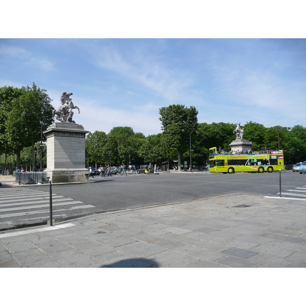 Picture France Paris La Concorde 2007-05 11 - Tour La Concorde