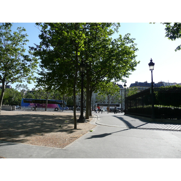 Picture France Paris Etoile and Arc de Triomphe 2007-05 161 - Discovery Etoile and Arc de Triomphe