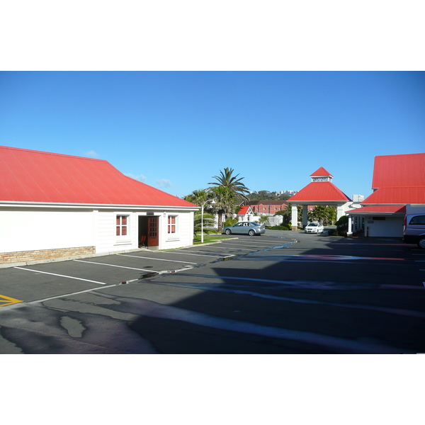 Picture South Africa Port Elizabeth Courtyard Hotel 2008-09 34 - History Courtyard Hotel