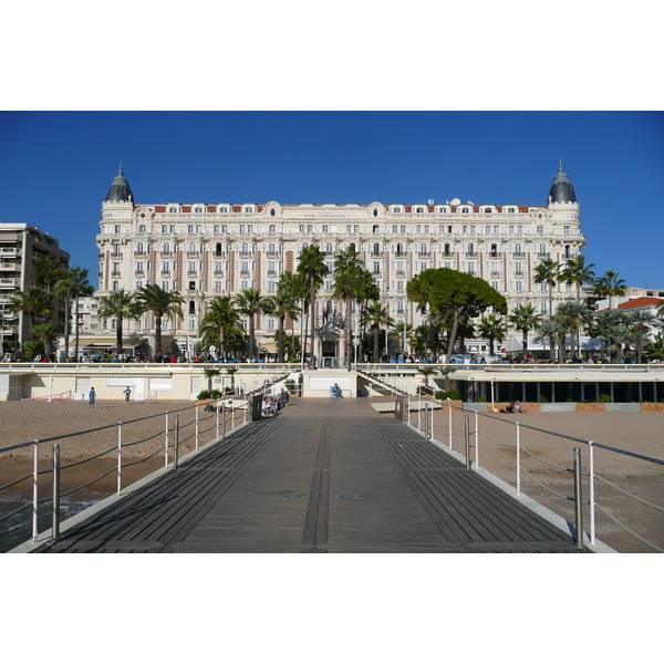 Picture France Cannes Croisette 2007-10 55 - Discovery Croisette