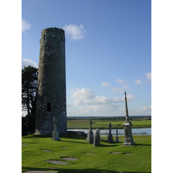 Picture Ireland Clonmacnoise 2003-09 10 - Journey Clonmacnoise