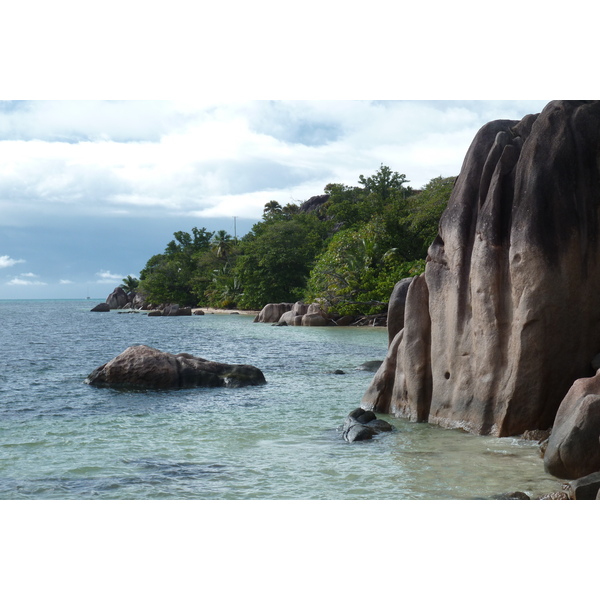 Picture Seychelles Praslin 2011-10 15 - Center Praslin