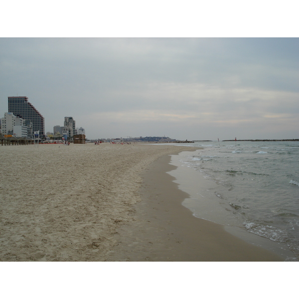 Picture Israel Tel Aviv Tel Aviv Sea Shore 2006-12 249 - Center Tel Aviv Sea Shore