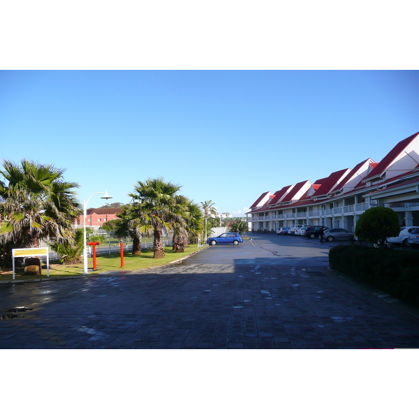 Picture South Africa Port Elizabeth Courtyard Hotel 2008-09 14 - Center Courtyard Hotel