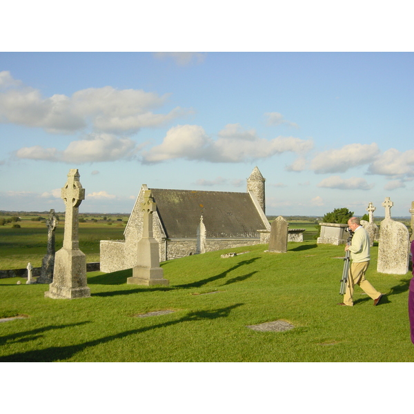 Picture Ireland Clonmacnoise 2003-09 14 - History Clonmacnoise