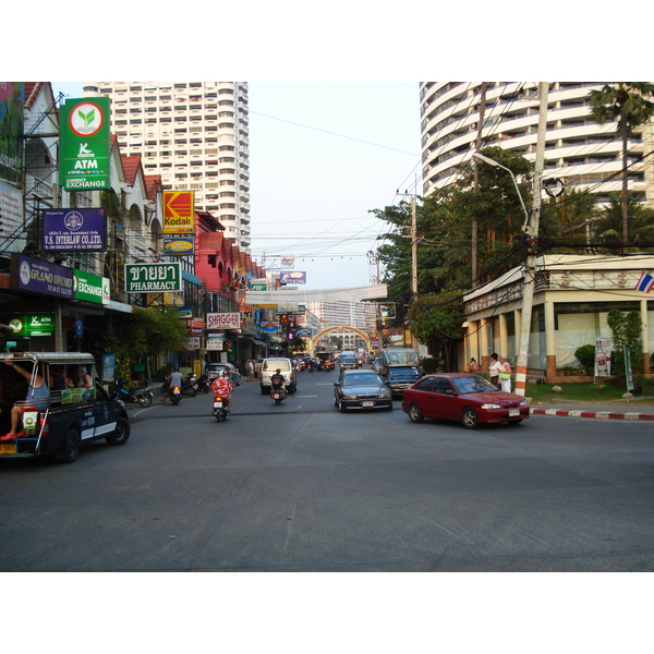 Picture Thailand Jomtien Thappraya 2008-01 46 - Tour Thappraya