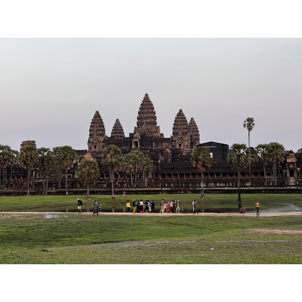 Picture Cambodia Siem Reap Angkor Wat 2023-01 100 - Center Angkor Wat