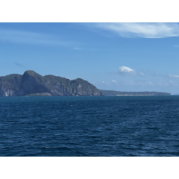 Picture Thailand Phuket to Ko Phi Phi Ferry 2021-12 9 - Journey Phuket to Ko Phi Phi Ferry