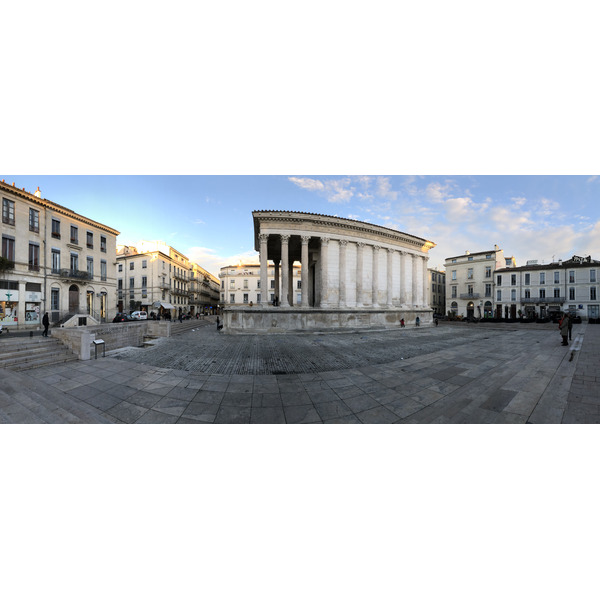 Picture France Nimes 2018-02 10 - Tours Nimes