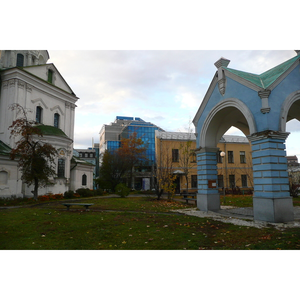 Picture Ukraine Kiev Podil 2007-11 84 - Discovery Podil