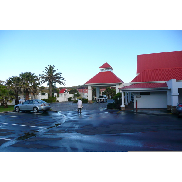 Picture South Africa Port Elizabeth Courtyard Hotel 2008-09 35 - History Courtyard Hotel