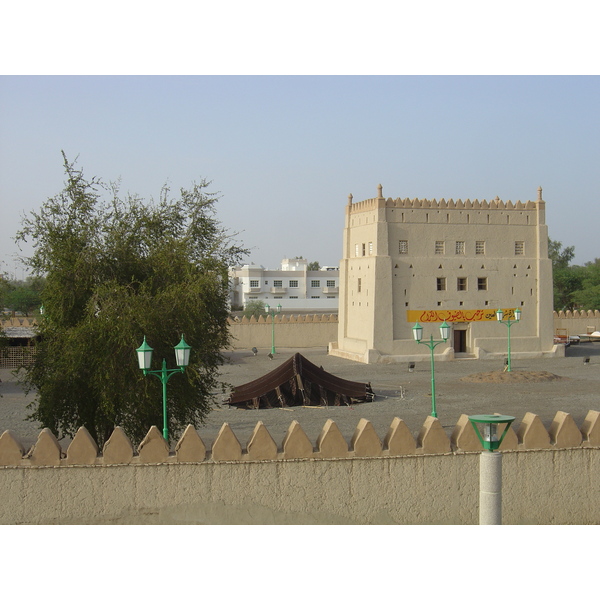 Picture United Arab Emirates Al Ain 2005-03 76 - Tour Al Ain