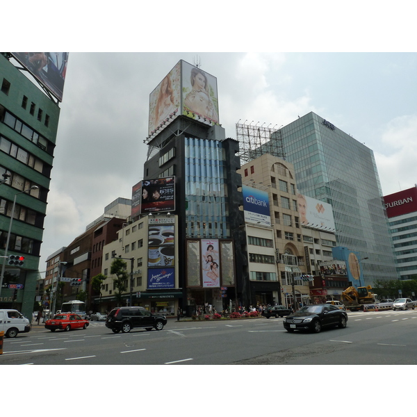 Picture Japan Tokyo Omotesando 2010-06 60 - Discovery Omotesando