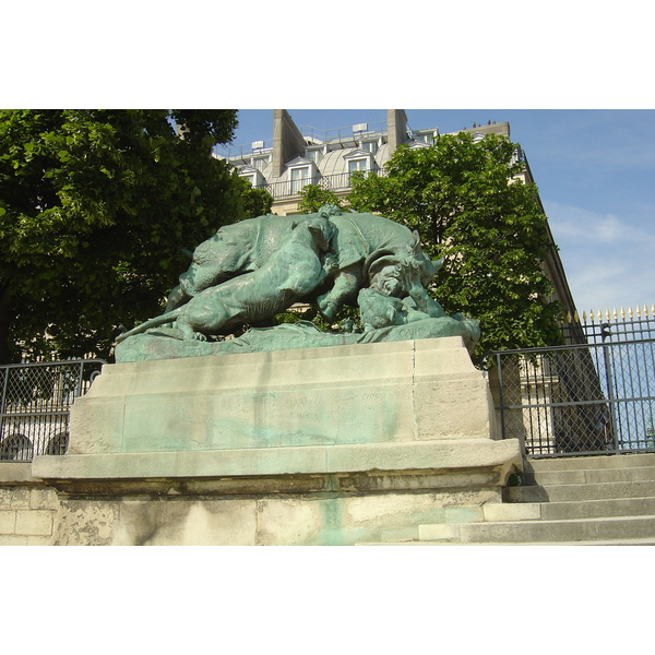 Picture France Paris Garden of Tuileries 2007-05 67 - Recreation Garden of Tuileries