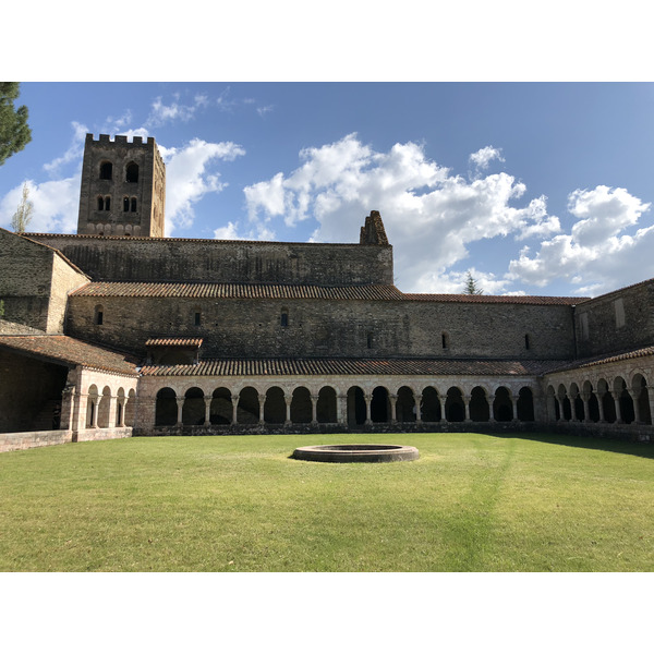 Picture France Abbaye Saint-Michel de Cuxa 2018-04 34 - Center Abbaye Saint-Michel de Cuxa