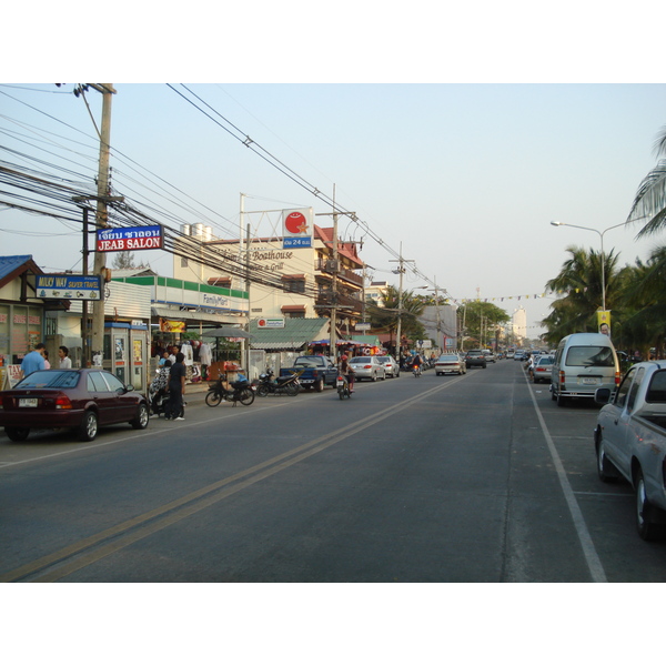 Picture Thailand Jomtien Jomtien Sainueng 2008-01 15 - History Jomtien Sainueng