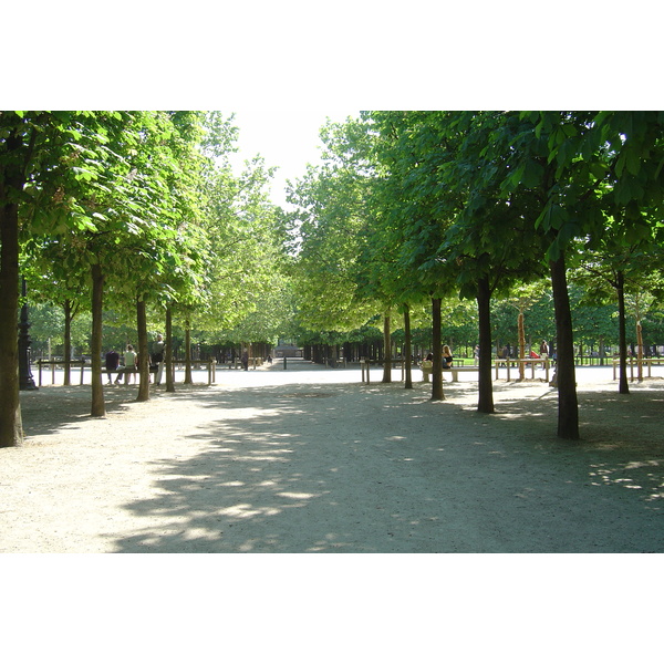 Picture France Paris Garden of Tuileries 2007-05 47 - History Garden of Tuileries