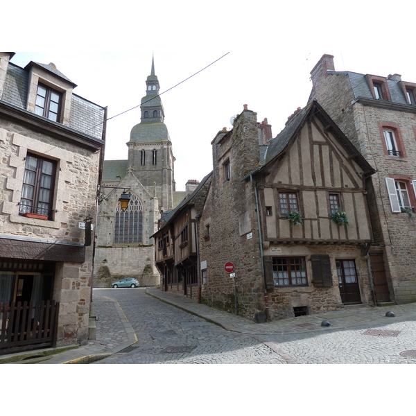 Picture France Dinan Dinan city walls 2010-04 29 - Center Dinan city walls