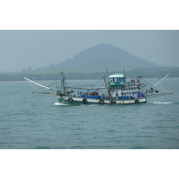 Picture Thailand Ko Chang Ferry 2011-02 10 - Tour Ferry