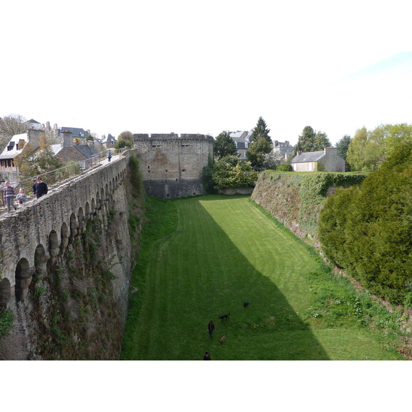 Picture France Dinan Dinan city walls 2010-04 34 - Journey Dinan city walls