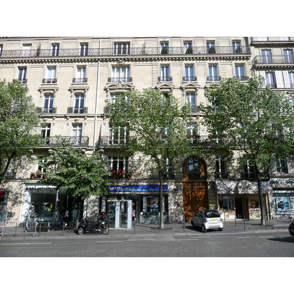 Picture France Paris 17th Arrondissement Avenue de Wagram 2007-05 66 - Tour Avenue de Wagram