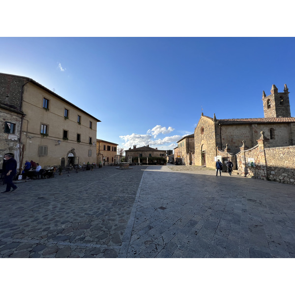 Picture Italy Monteriggioni 2021-09 22 - Discovery Monteriggioni