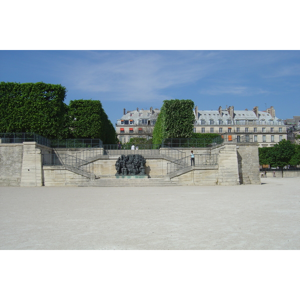 Picture France Paris Garden of Tuileries 2007-05 49 - Recreation Garden of Tuileries